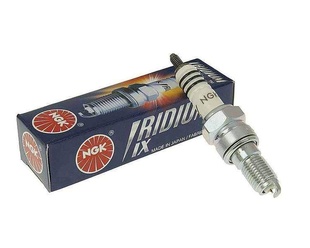 Iridiová zapalovací svíčka NGK BR8HIX pro MALAGUTI CIAK 50 rok výroby 1999